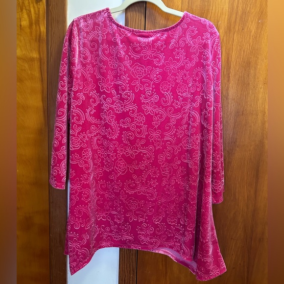 Ruby Rd. Pink Floral Top - Picture 2 of 8